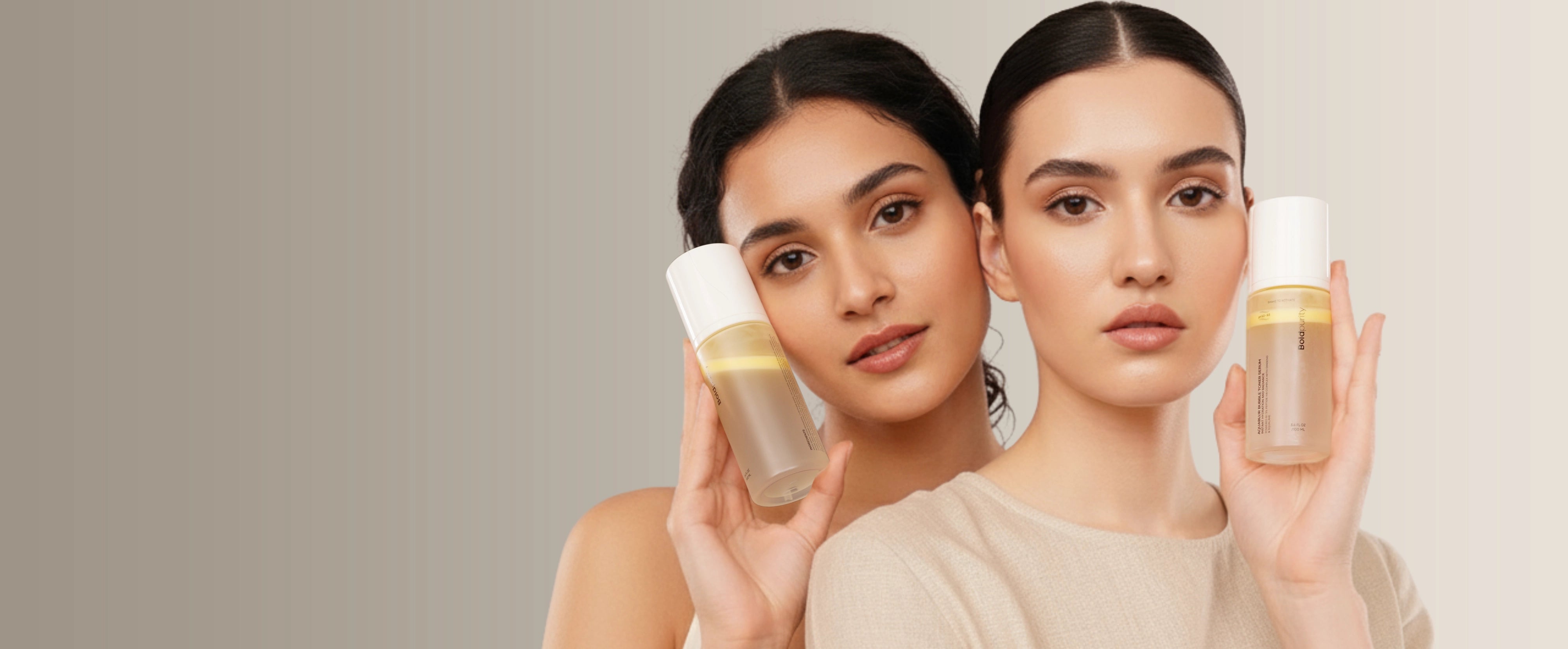 two models holding aquablur bubble toner