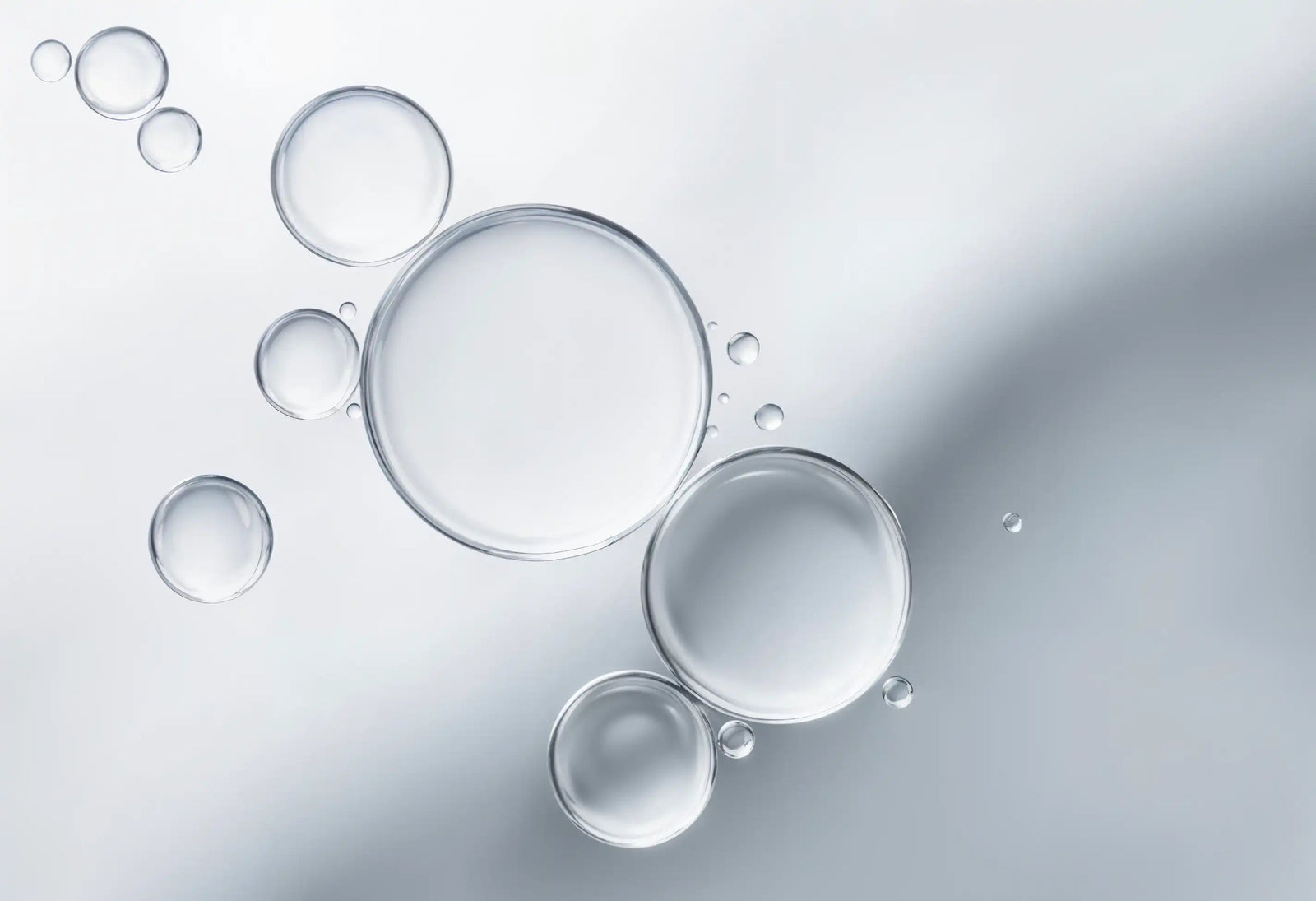 Glycolic Acid (AHA): Benefits, pH, Concentration & How to Use It Safely – ingredient hero