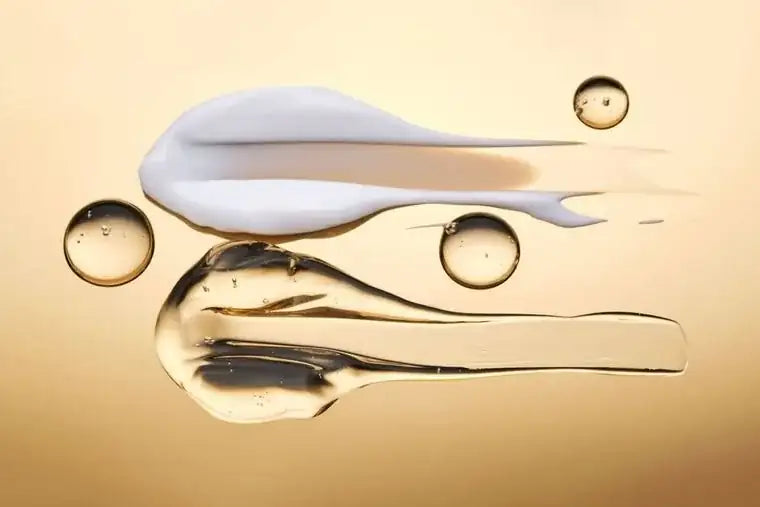 Ceramides, cholesterol and fatty acids supporting skin barrier function and reducing transepidermal water loss (TEWL)