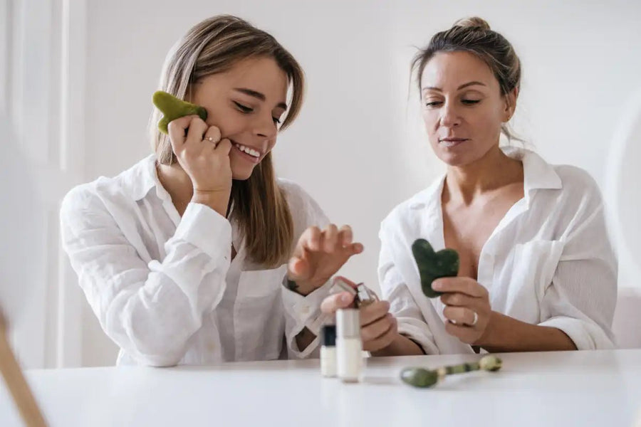 Natural vs Synthetic Skincare: Which Is Better, Safer & More Effective?