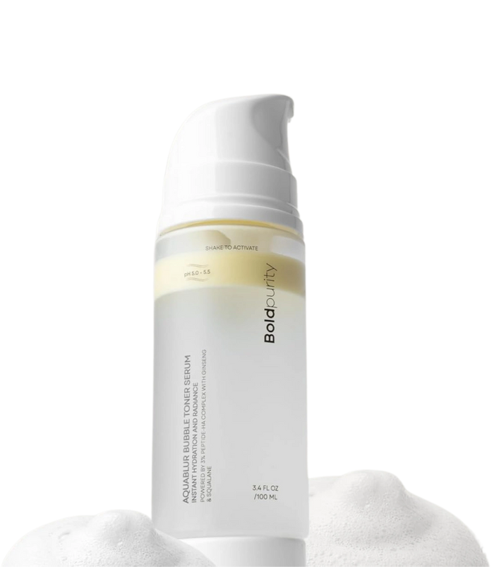 Lasting Hydration. Instant Clarity.